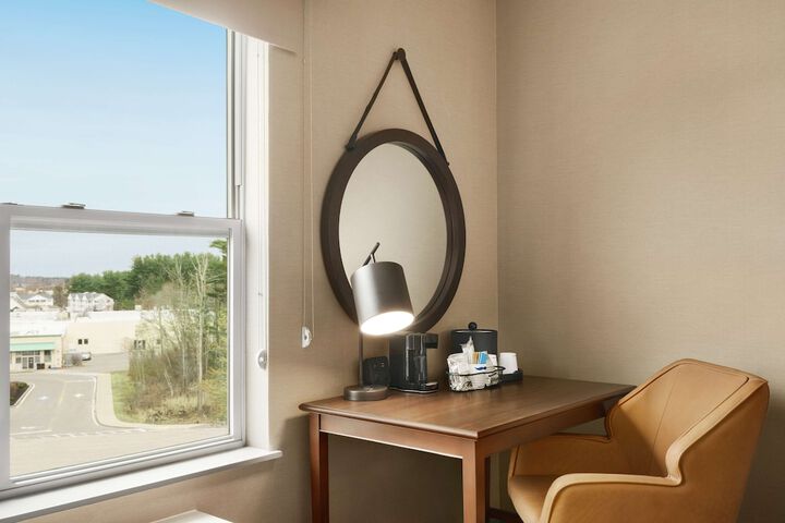 Room 7 of 43