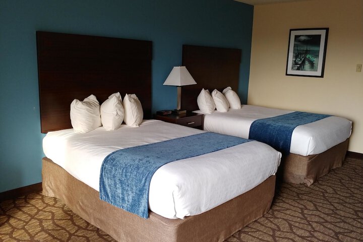 Room 13 of 28