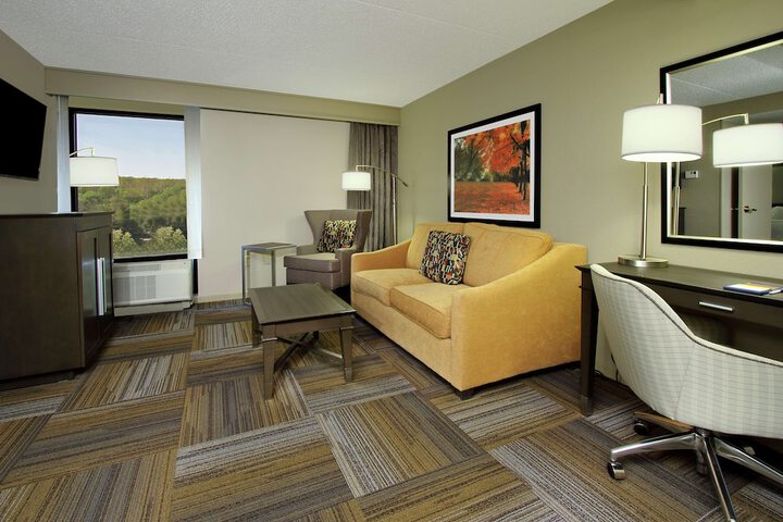 Room 37 of 60