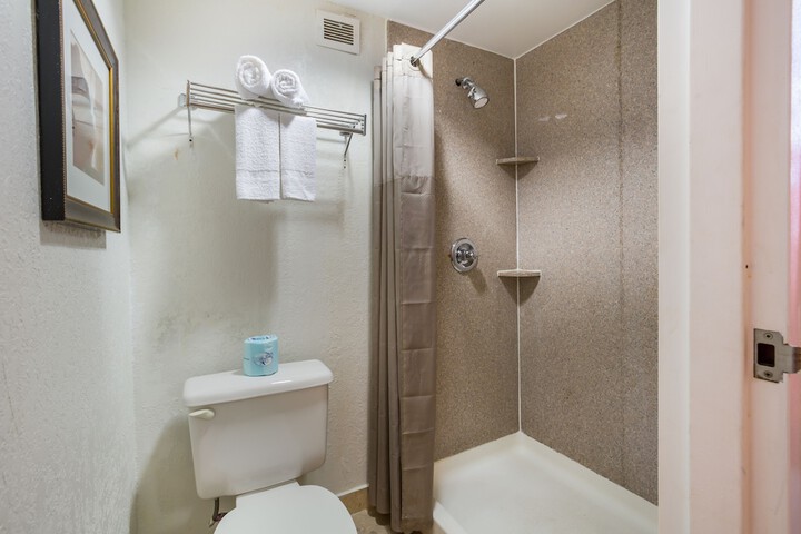 Room 9 of 21
