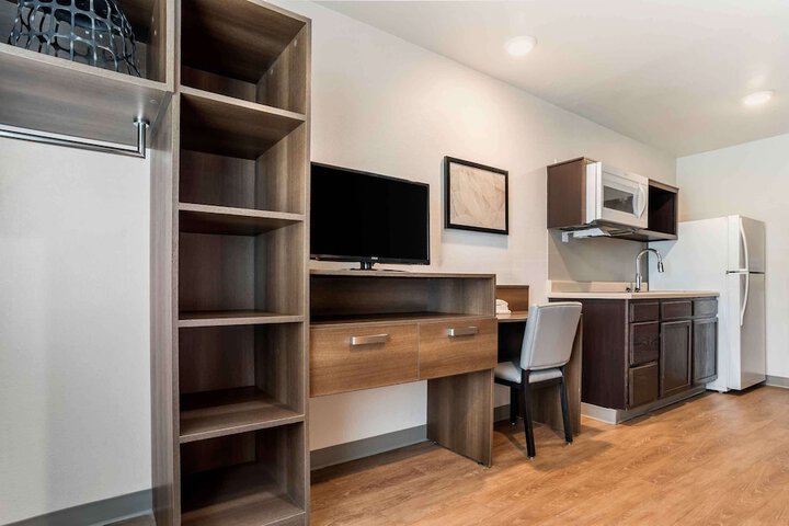 Room 15 of 29