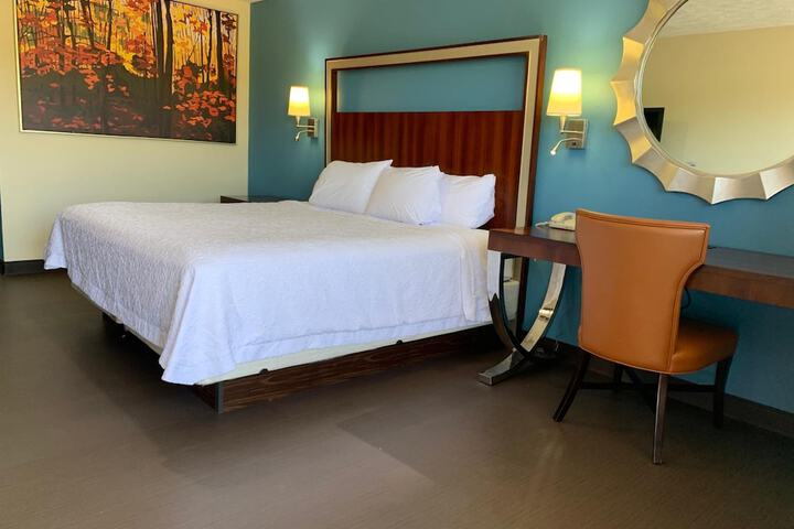 Room 17 of 43