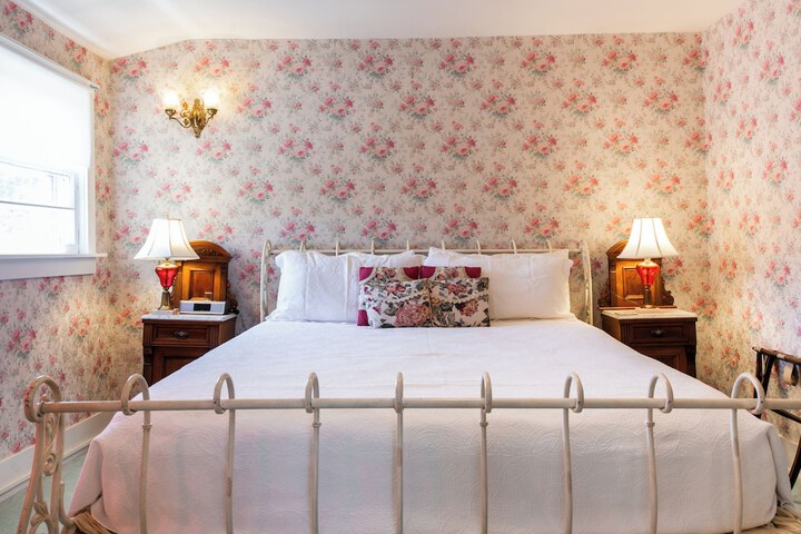 Room 30 of 67