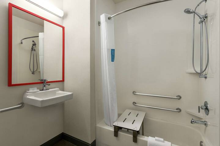Hampton Inn Kansas City / Blue Springs