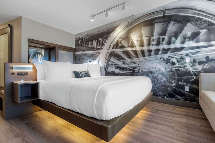 Room 18 of 71