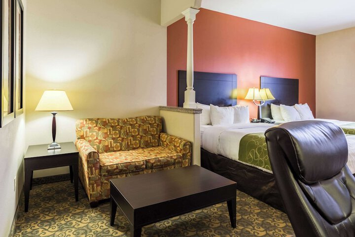 Room 32 of 56