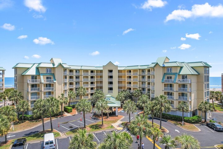 Litchfield Beach & Golf Resort
