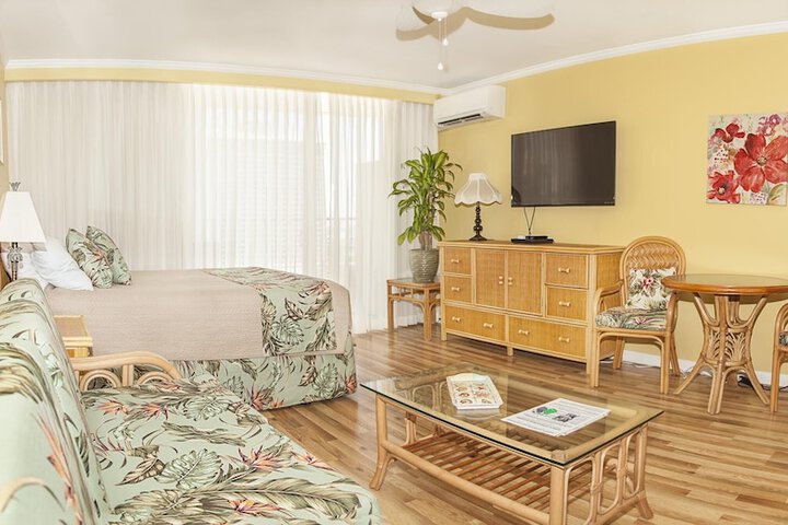 Room 208 of 329