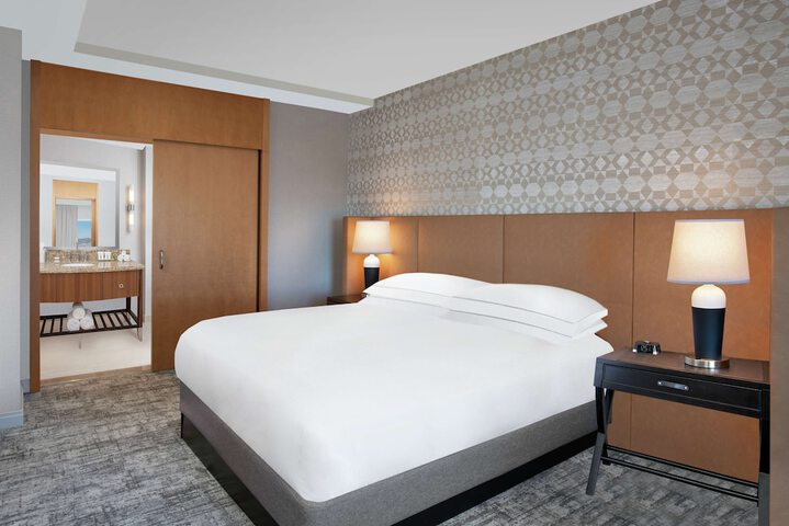 Hilton San Diego Bayfront
