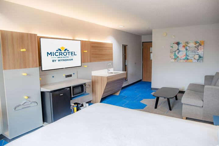 Room 47 of 70