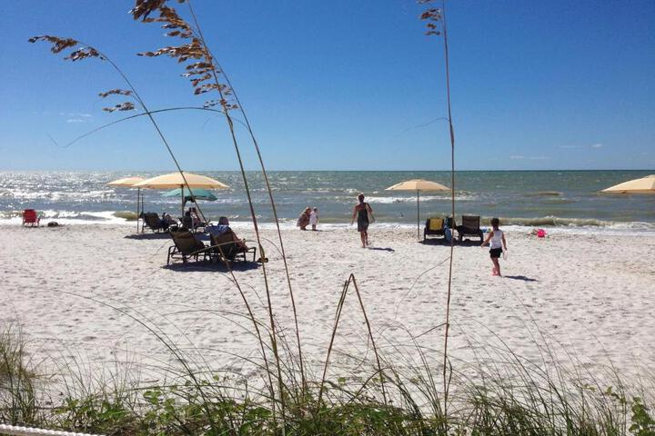 Luxury and the beach