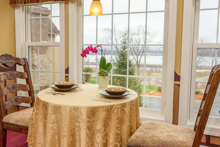 Goldmoor Inn