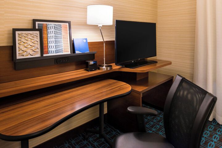 Fairfield Inn & Suites Utica