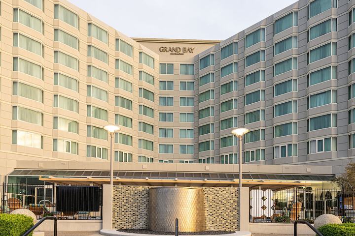 Hotel 15 of 196