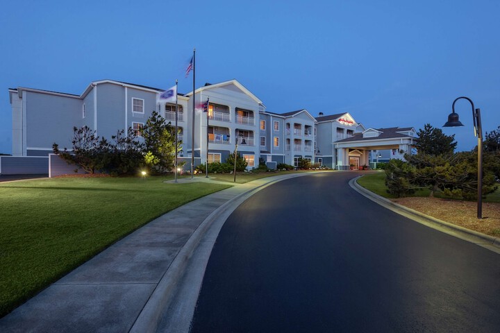Hampton Inn & Suites Outer Banks / Corolla
