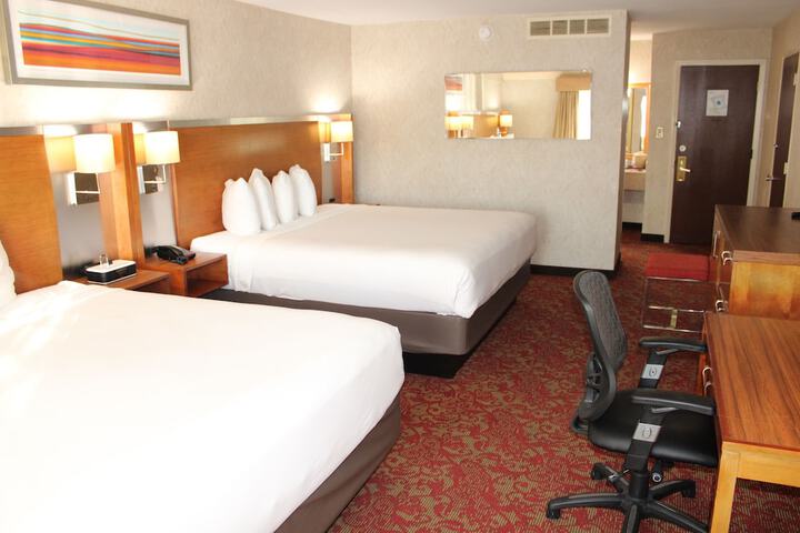 Room 44 of 76