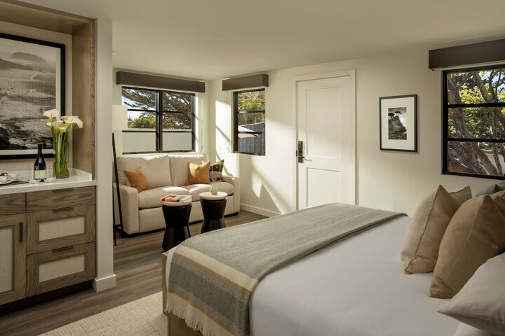 Room 29 of 35