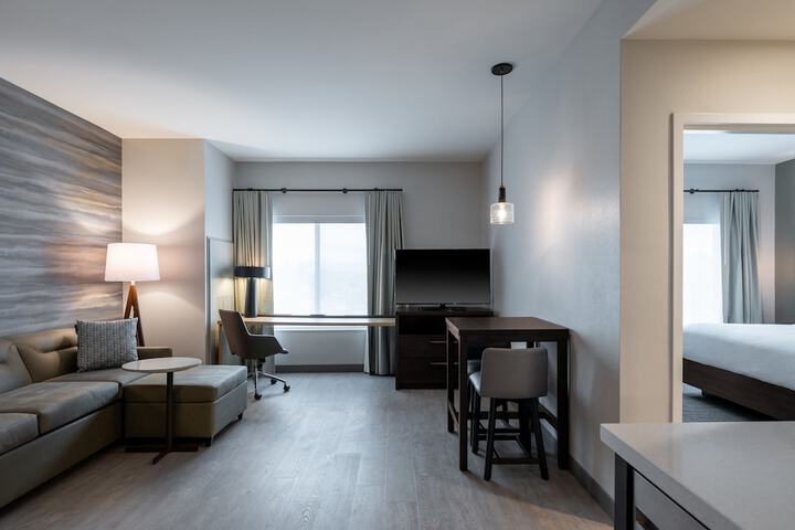 Room 26 of 48