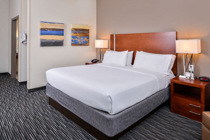 Room 20 of 32
