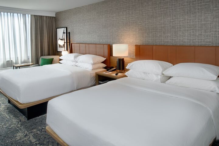Sheraton Westport Plaza Hotel St. Louis
