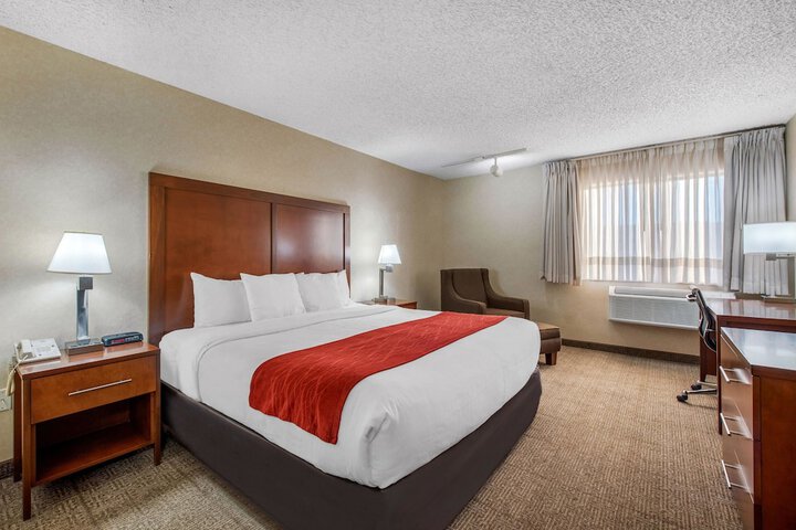 Room 14 of 40