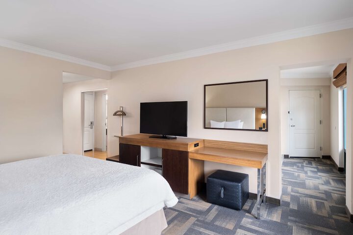 Room 19 of 30