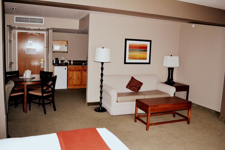 Room 16 of 34