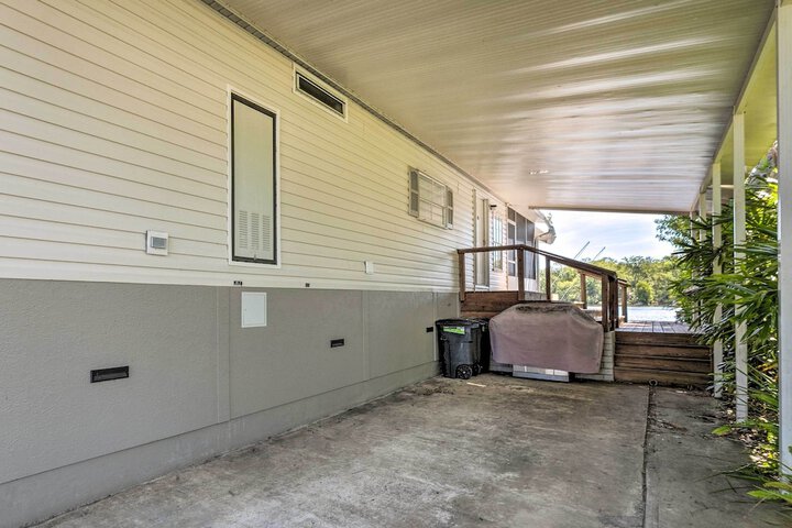 Anglers Getaway: Homosassa Home w / Boat Dock!