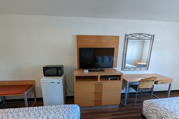 Room 45 of 80