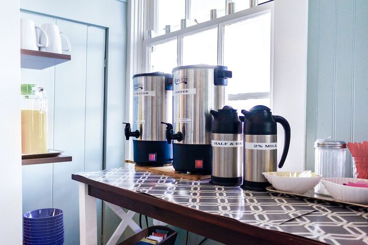 Breakfast/Coffee Service 120 of 138