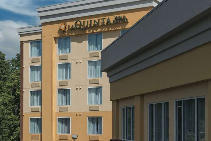 Hotel 3 of 58