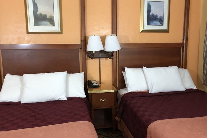 Room 21 of 32