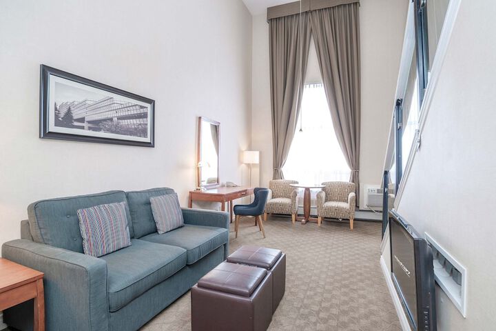 Room 45 of 73
