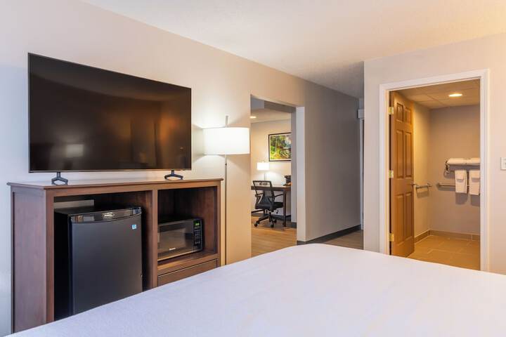 Best Western The Inn at Sharon / Foxboro