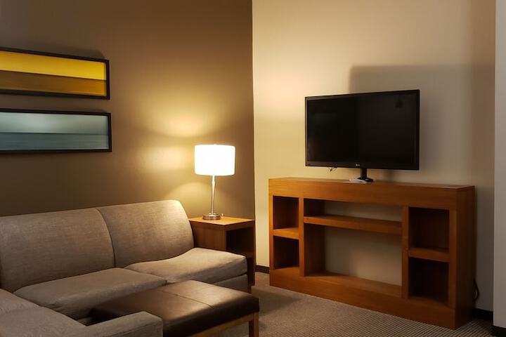 Room 10 of 47