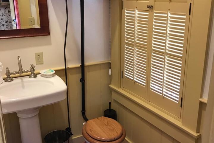 Room 47 of 72
