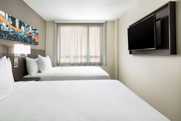 Room 10 of 45