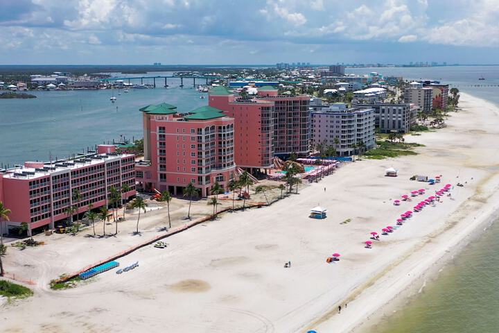 Pink Shell Beach Resort and Marina