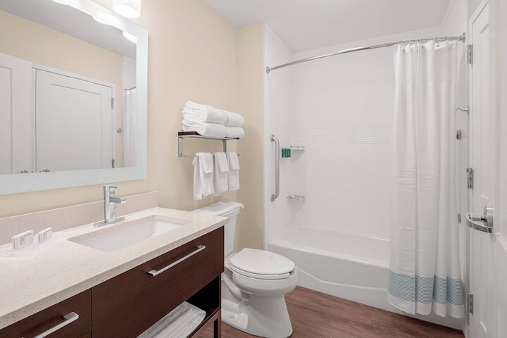 Room 15 of 29