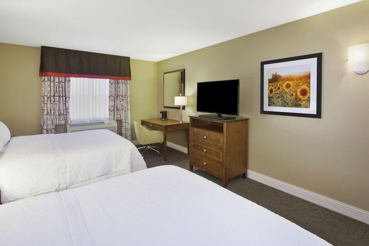Room 17 of 25