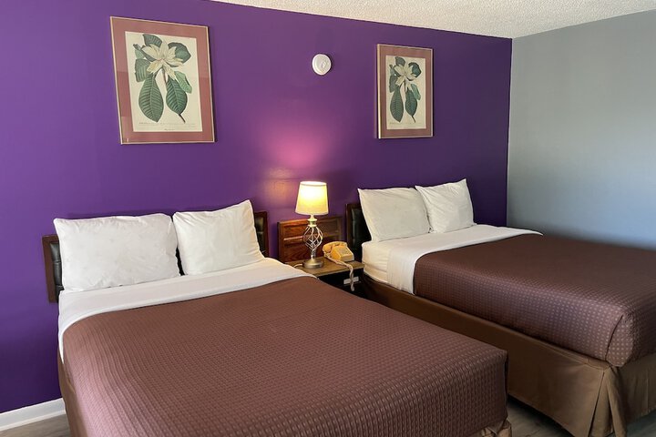 Room 27 of 84