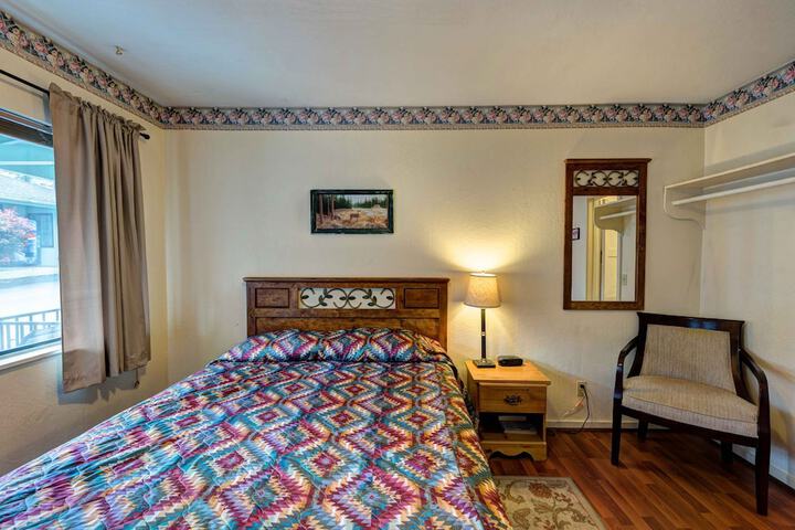 Room 8 of 31