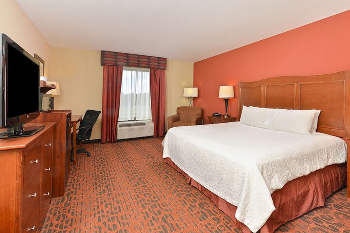 Hampton Inn Clinton IA