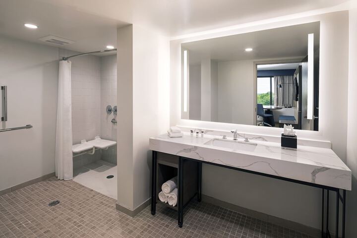 Portland Sheraton at Sable Oaks