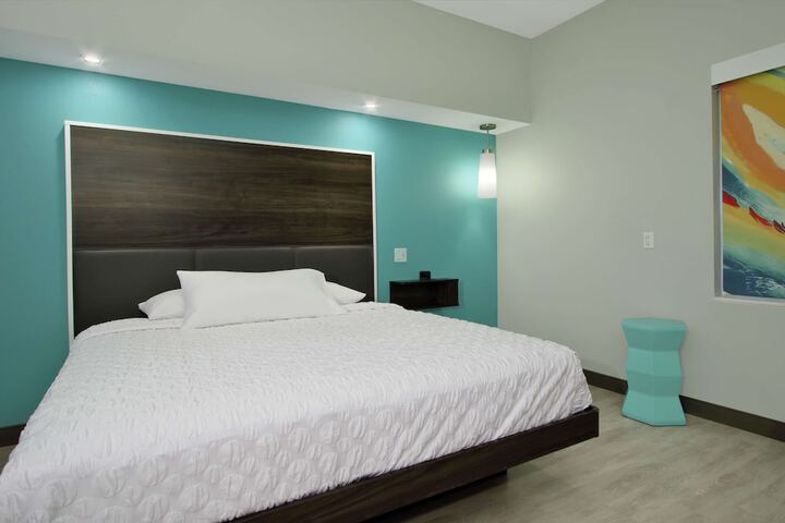 Room 20 of 34