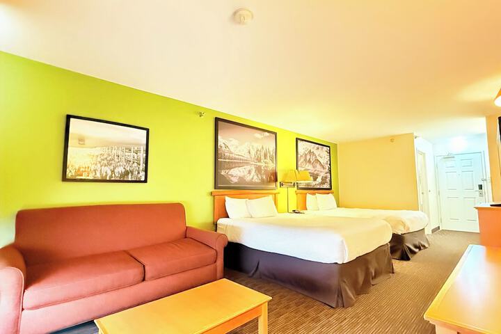 Super 8 by Wyndham Wheatland Wyoming