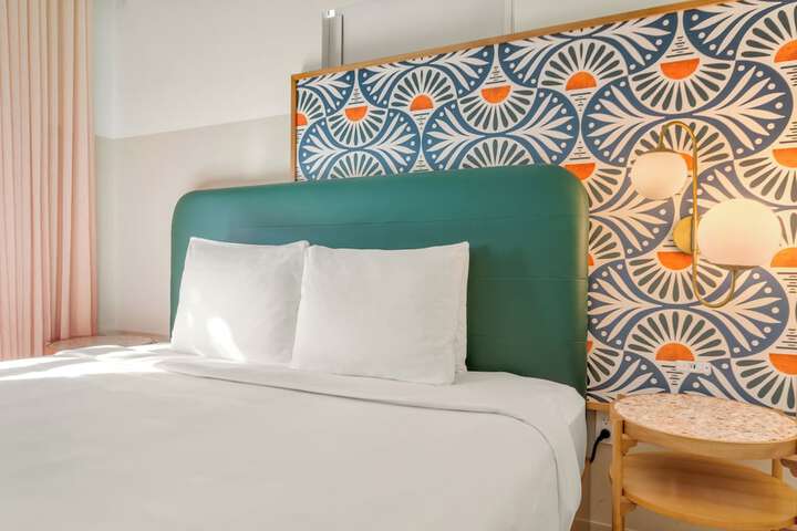 Room 44 of 52