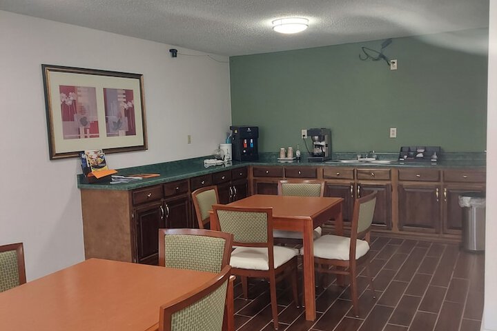 Shelaine Inn