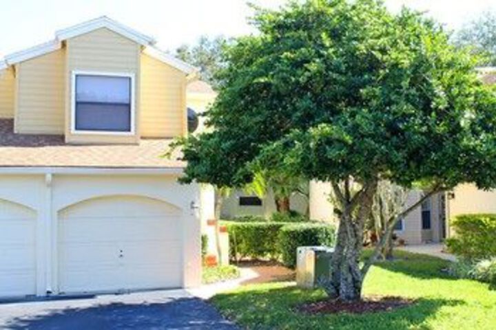 Cottage Grove Holiday Home