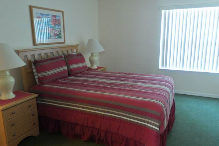 Room 4 of 13